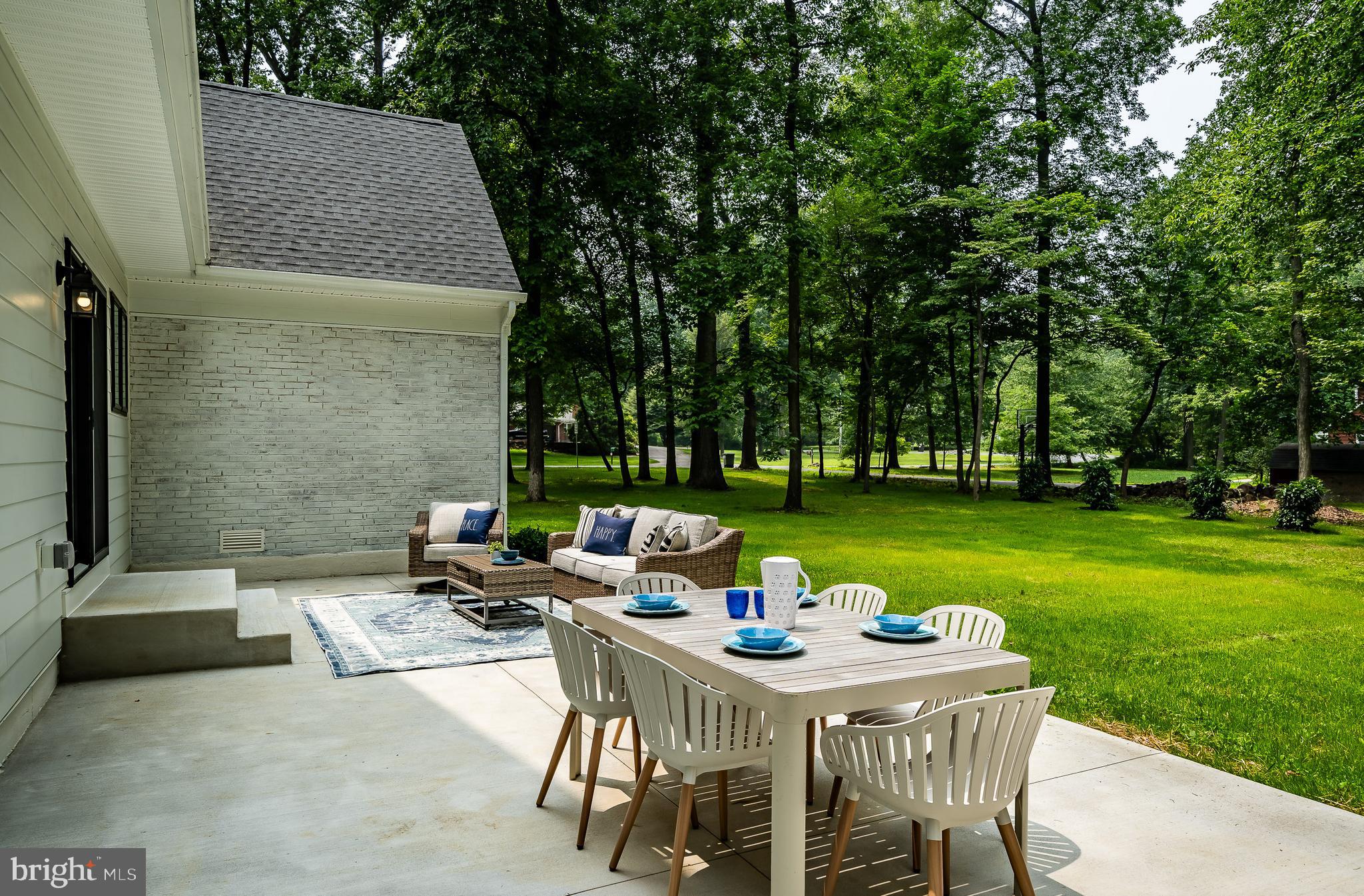 RADNOR HUNT - Residential