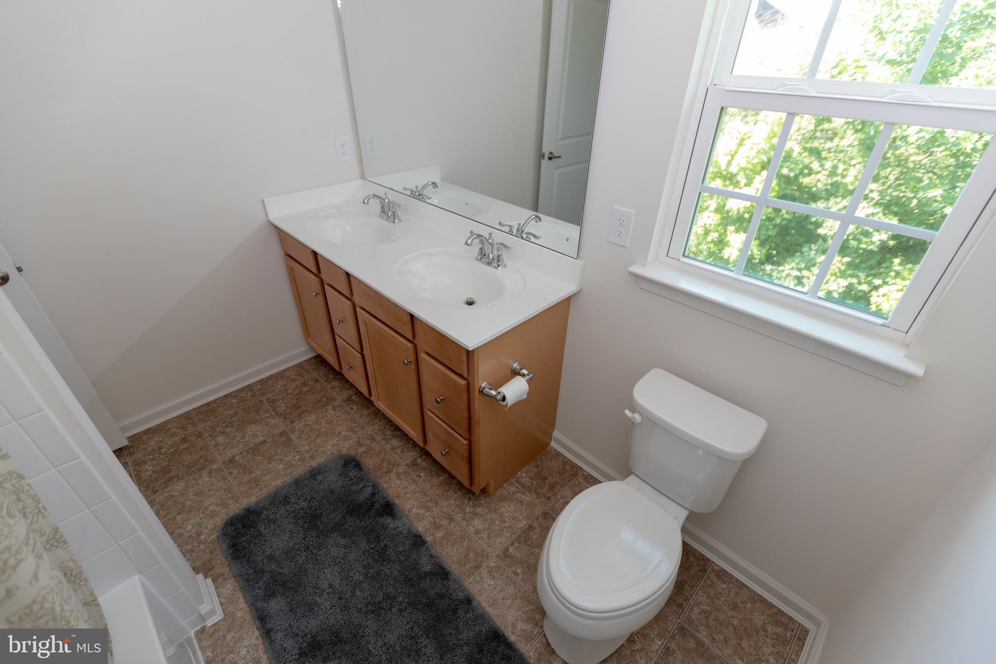 PATRIOTS GLEN - Residential