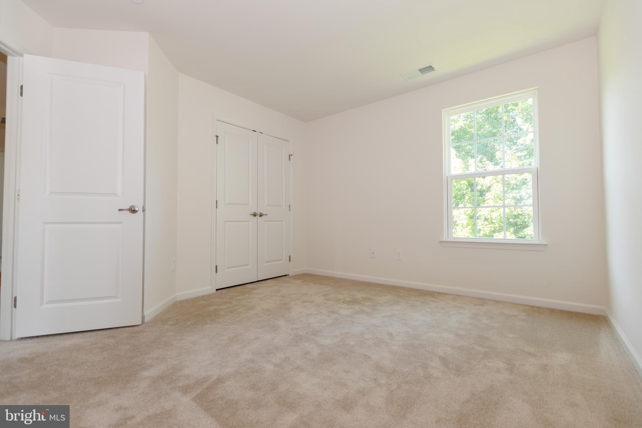 PATRIOTS GLEN - Residential