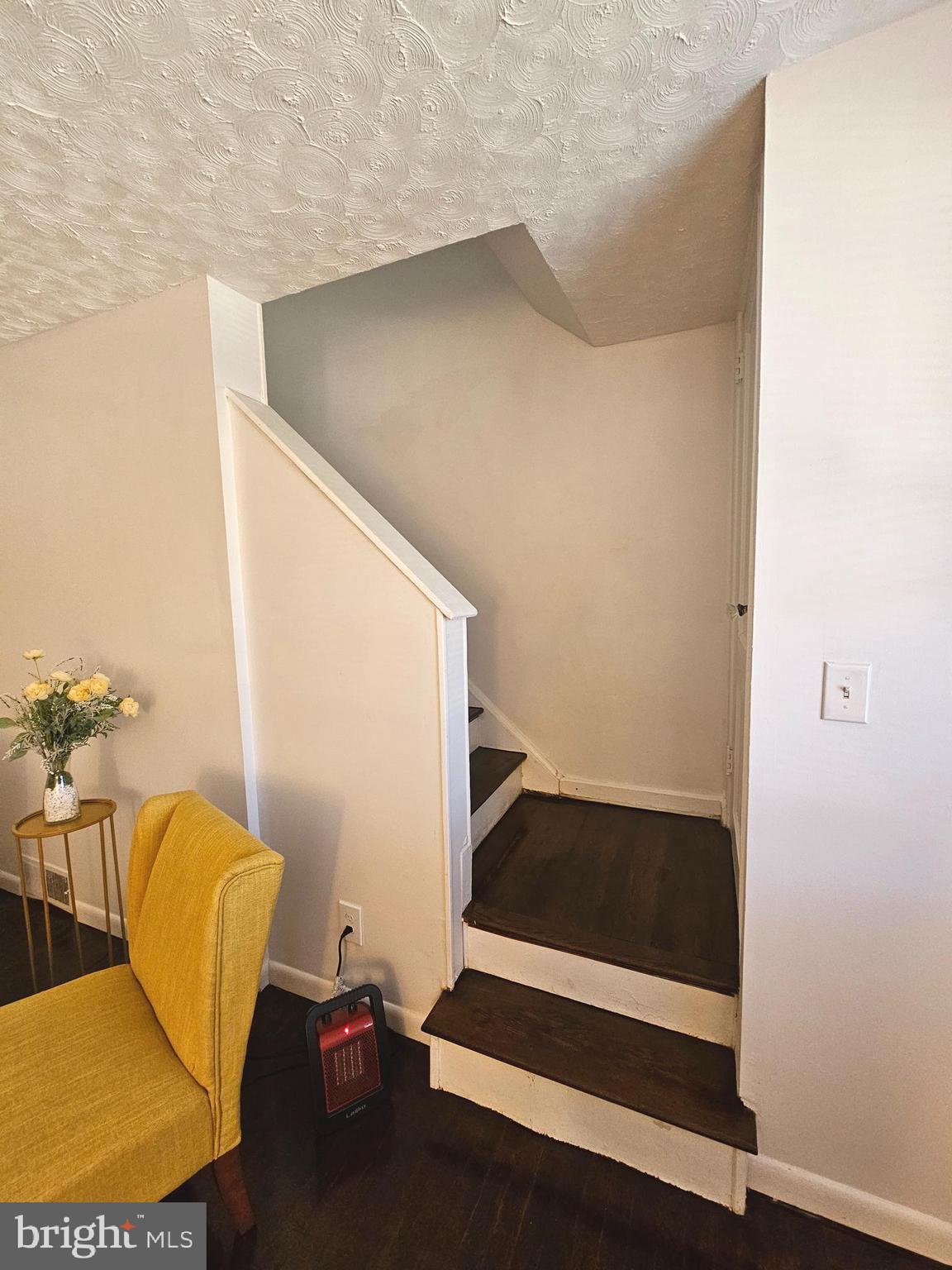 5507 CENTRAL AVENUE SE