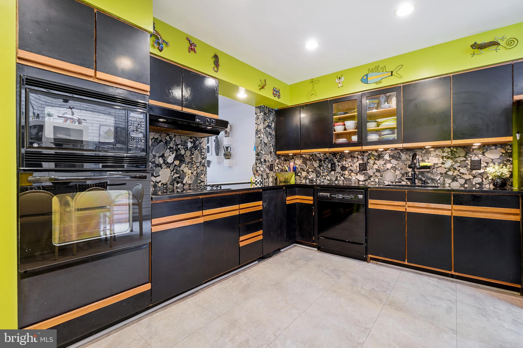 GROSVENOR MEWS - Residential