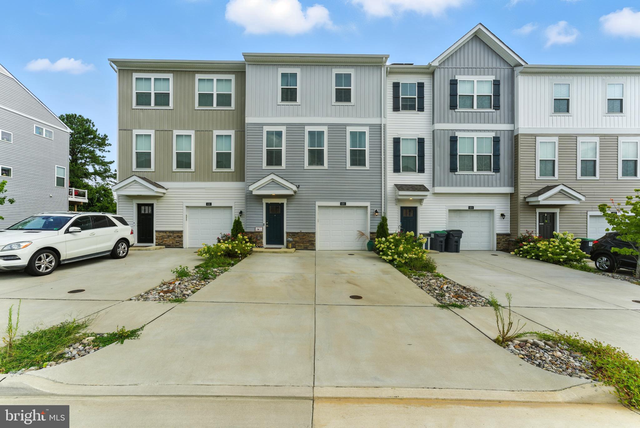 CHERRYVIEW LANDING - Residential