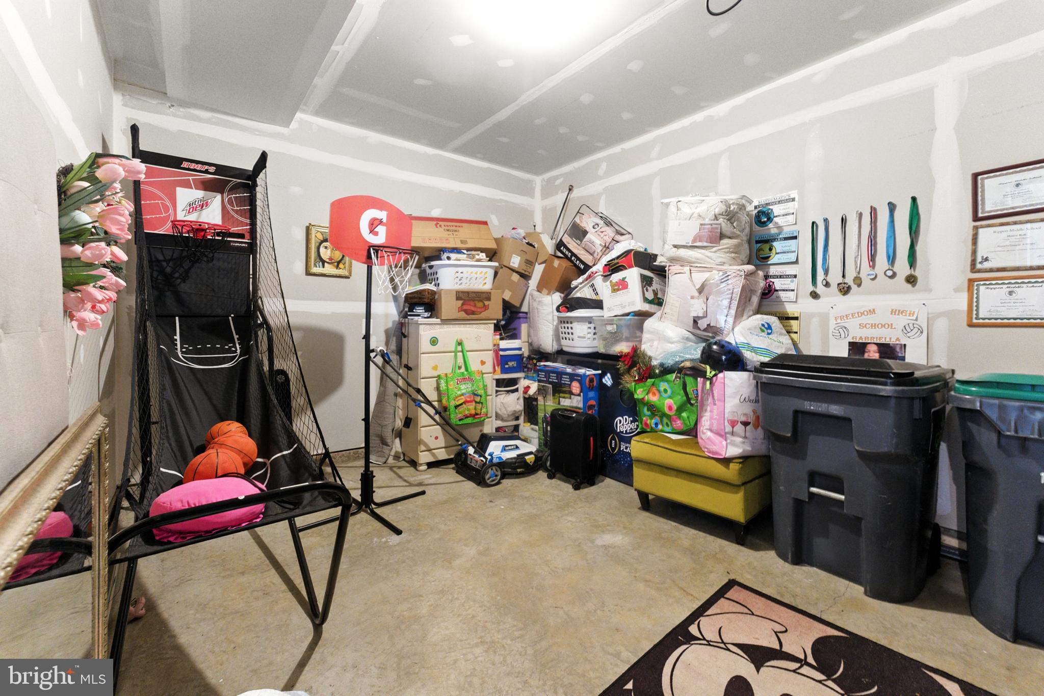 CHERRYVIEW LANDING - Residential