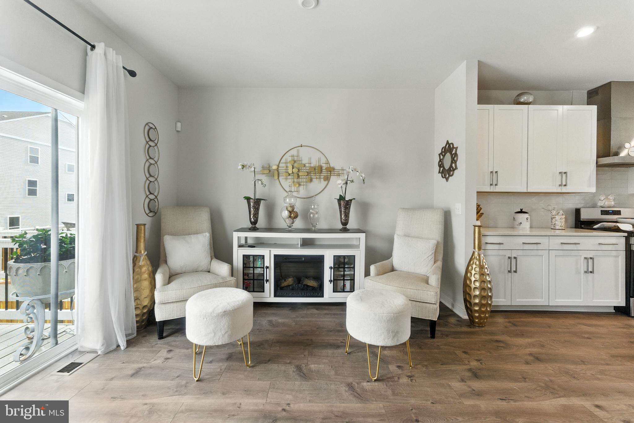 CHERRYVIEW LANDING - Residential