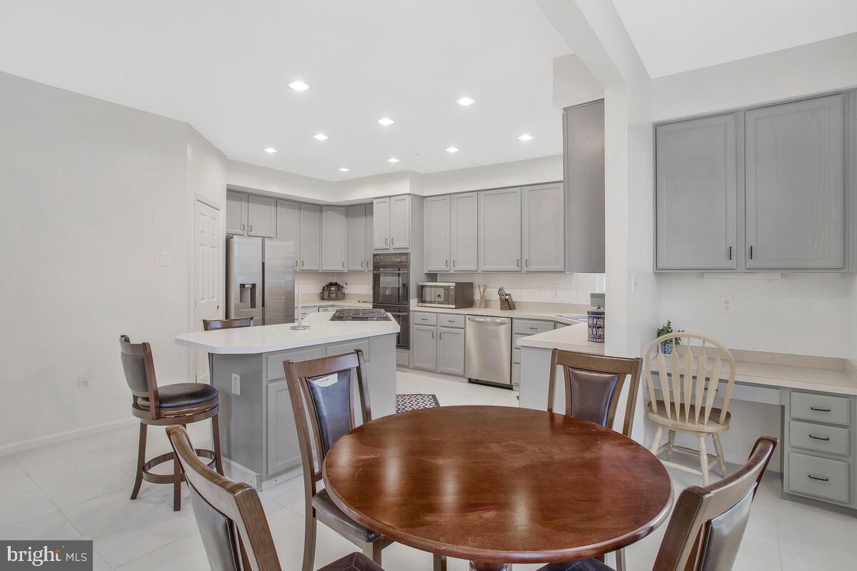 SIMMONS ACRES PLAT 14 - Residential