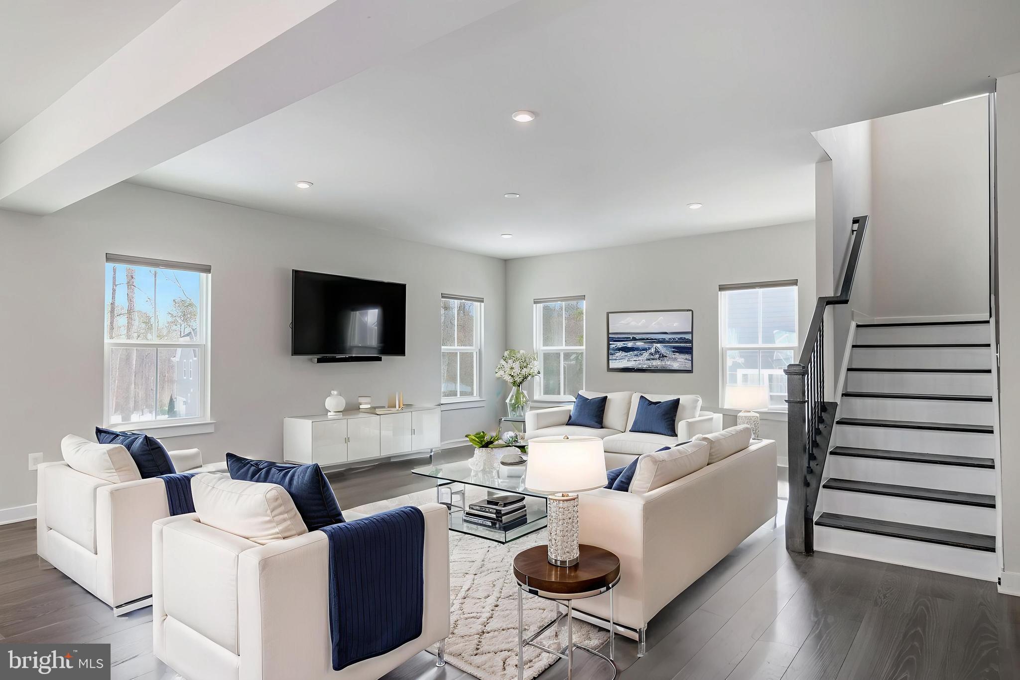 FAWN LAKE - Residential