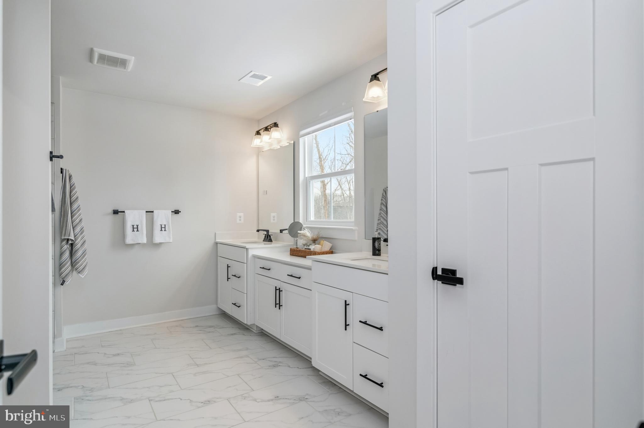 FAWN LAKE - Residential