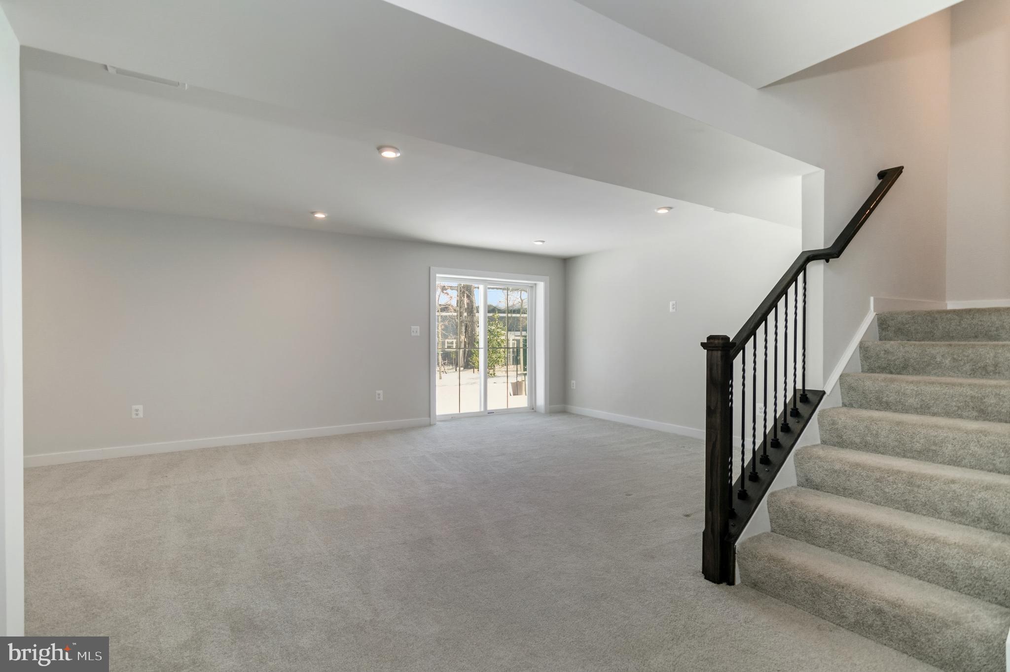 FAWN LAKE - Residential