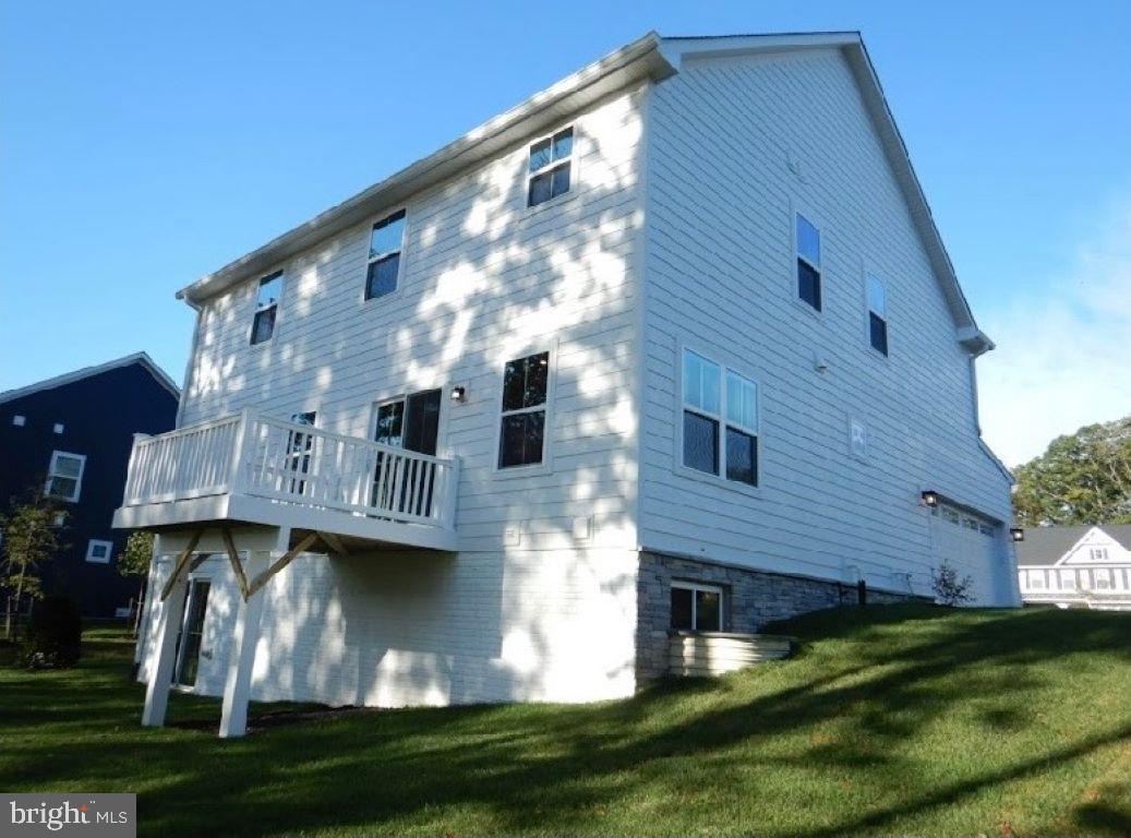 10907 GREEN LEAF RUN