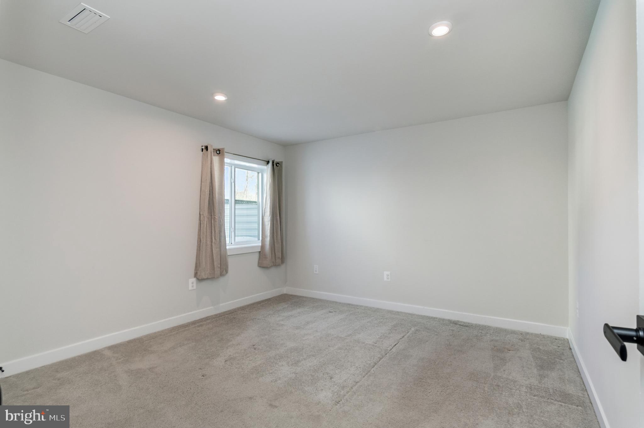 FAWN LAKE - Residential