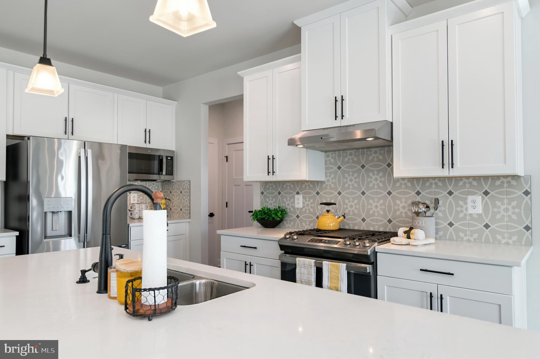 FAWN LAKE - Residential