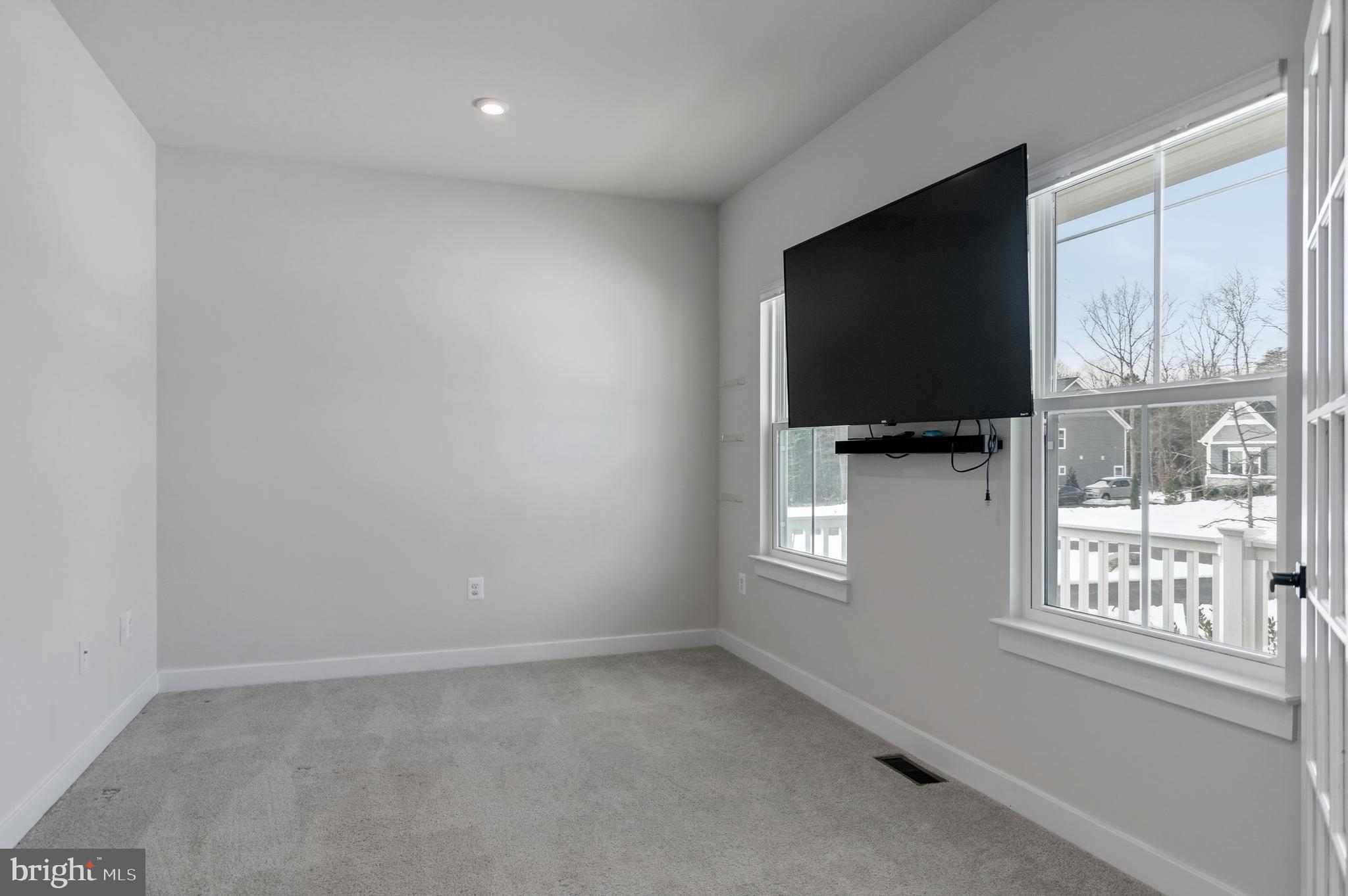 FAWN LAKE - Residential