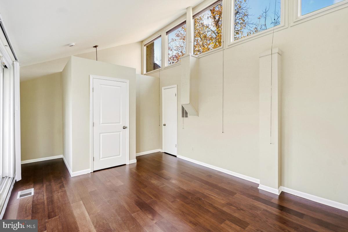 VILLAGE OF HARPERS CHOICE - Residential