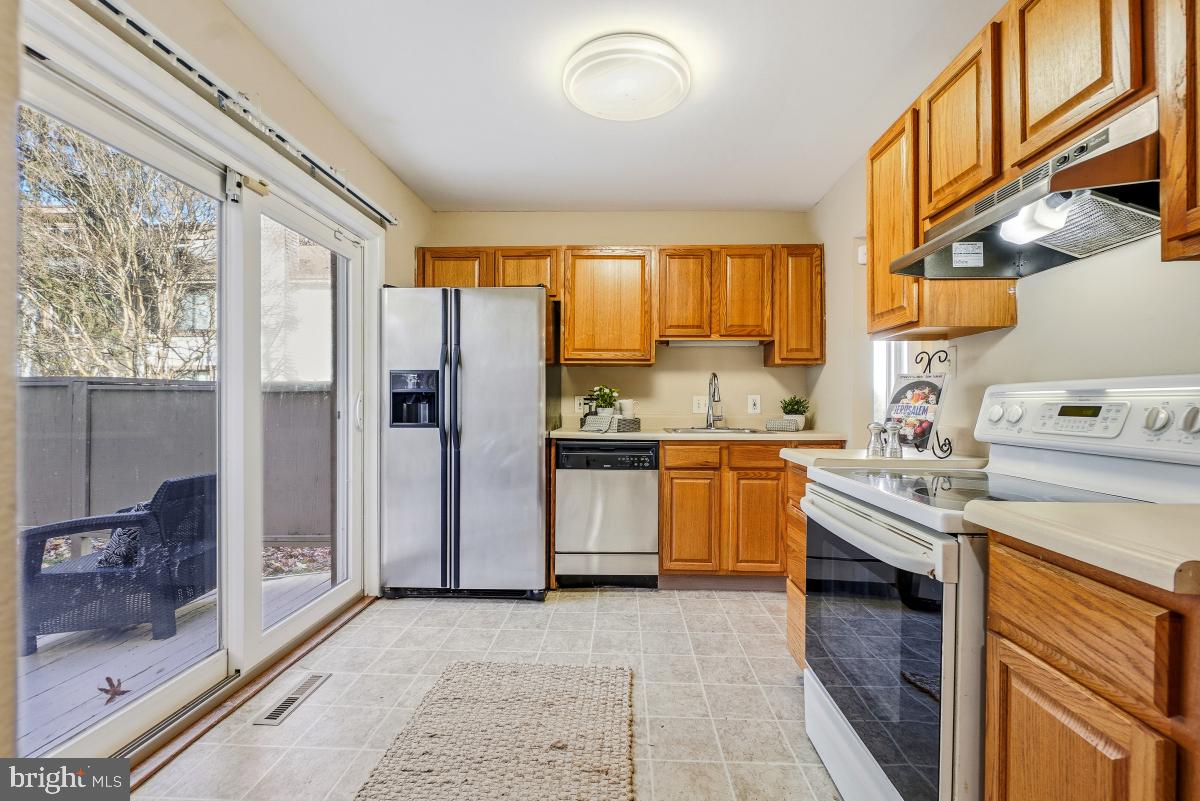 VILLAGE OF HARPERS CHOICE - Residential