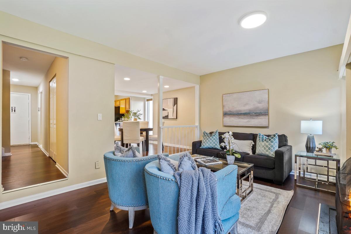 VILLAGE OF HARPERS CHOICE - Residential