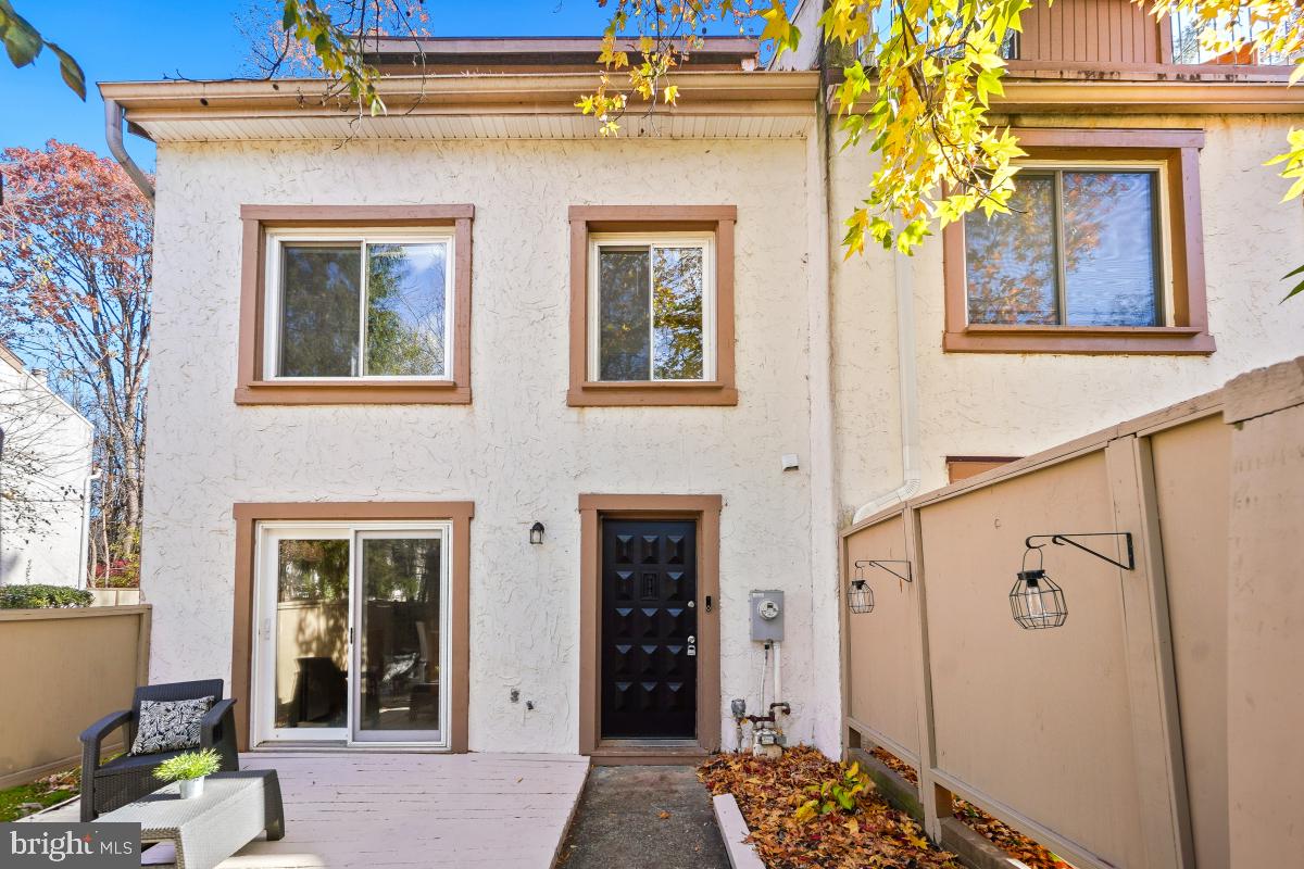 VILLAGE OF HARPERS CHOICE - Residential