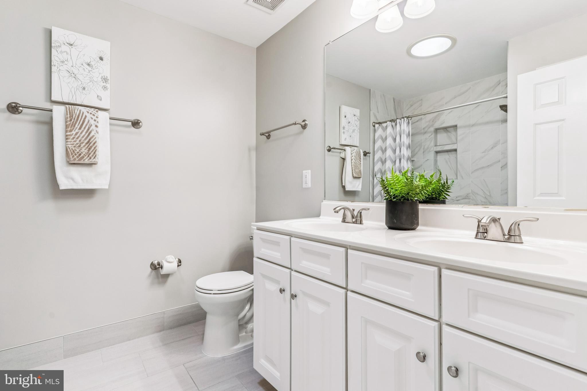 VALLEY VUE - Residential