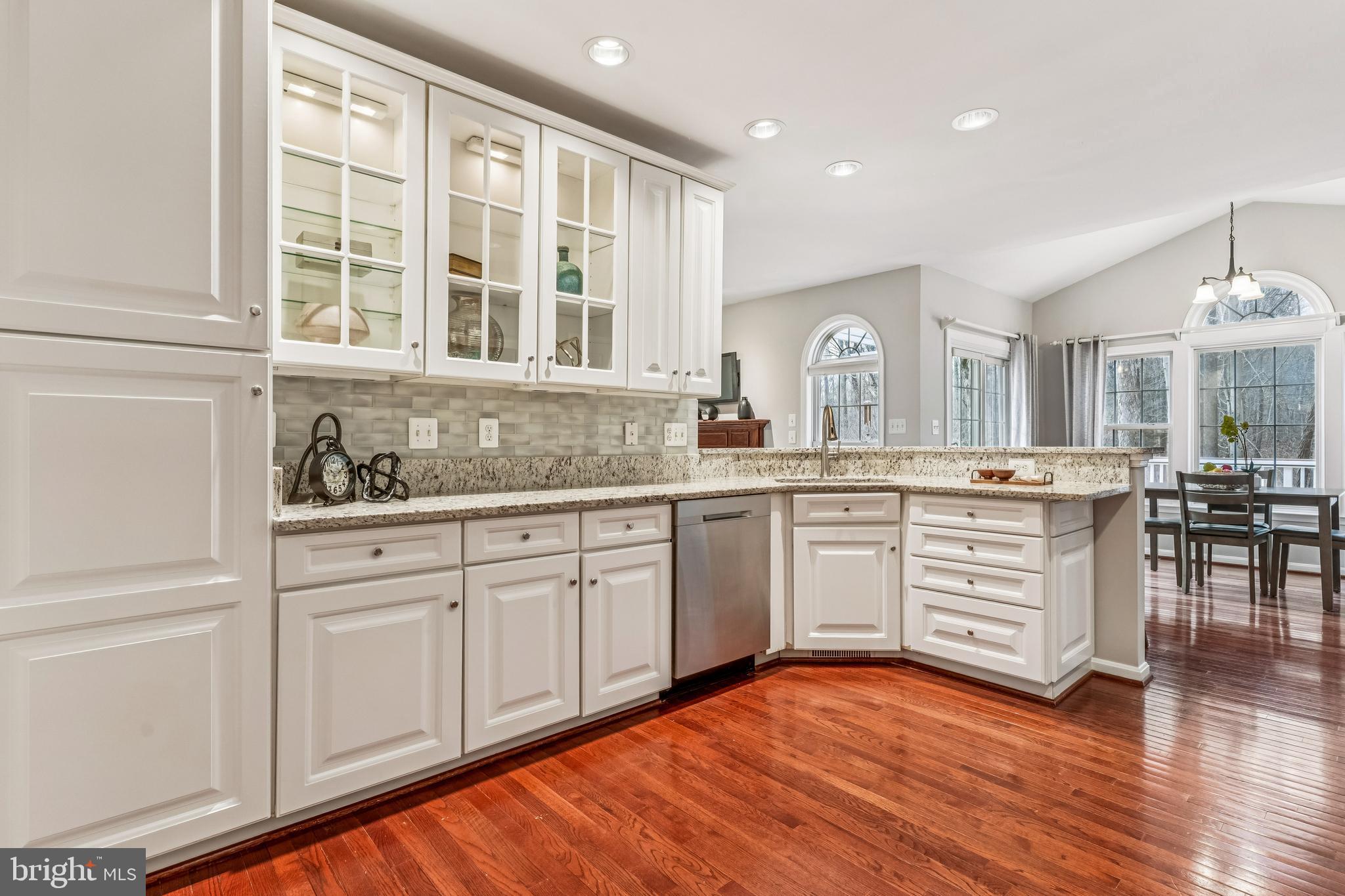 VALLEY VUE - Residential