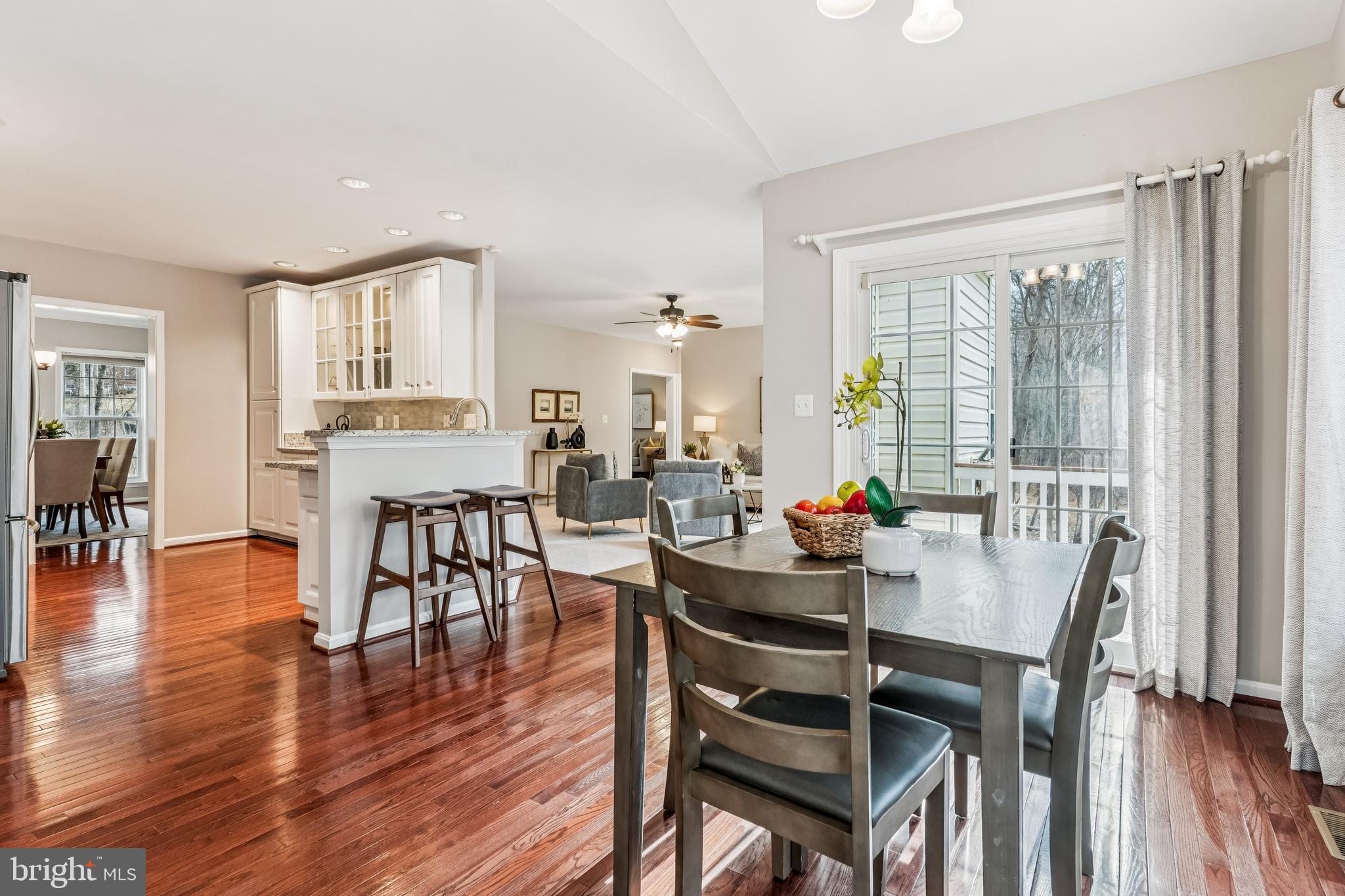 VALLEY VUE - Residential