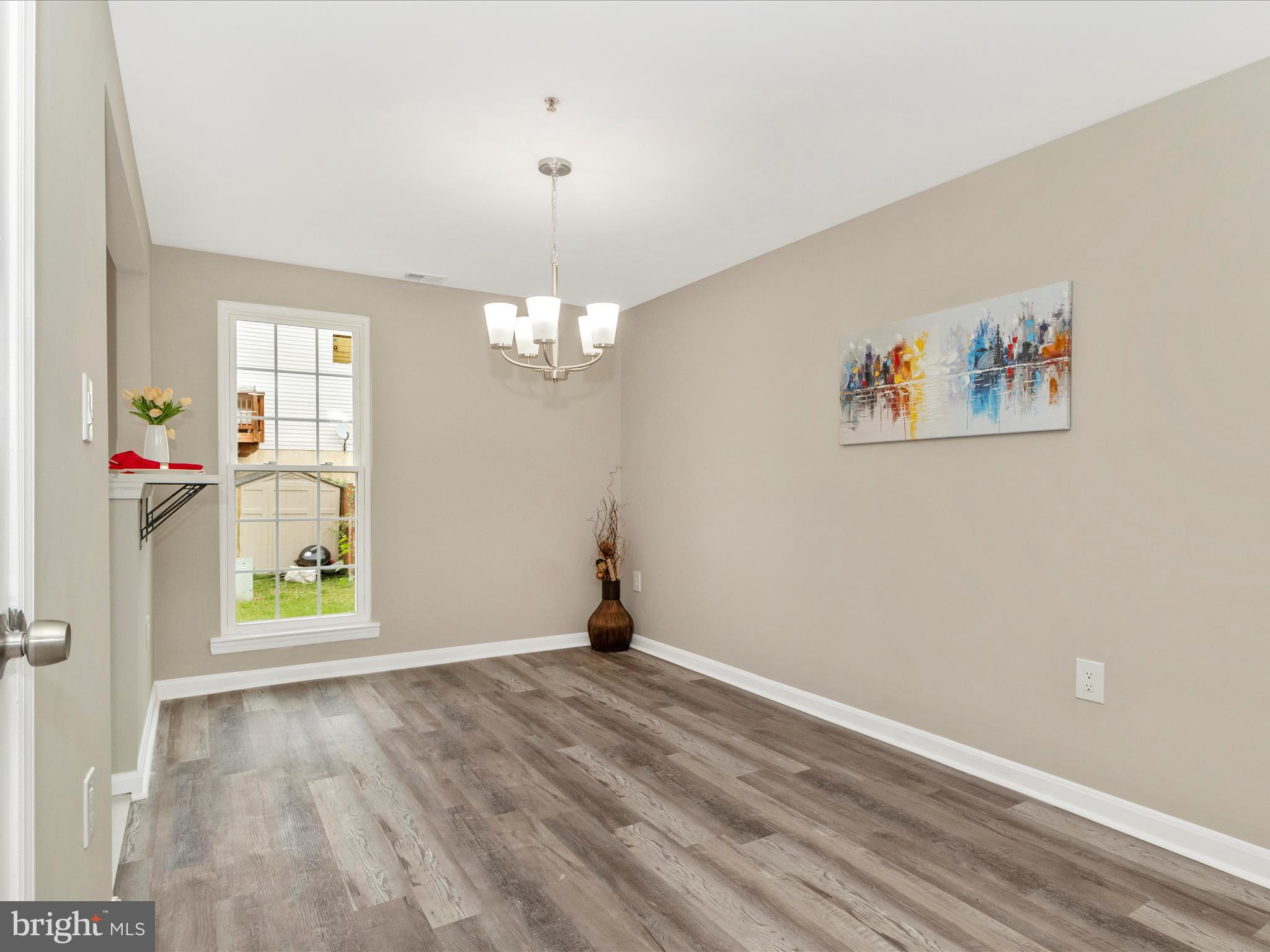 HUTCHINSON COMMONS - Residential