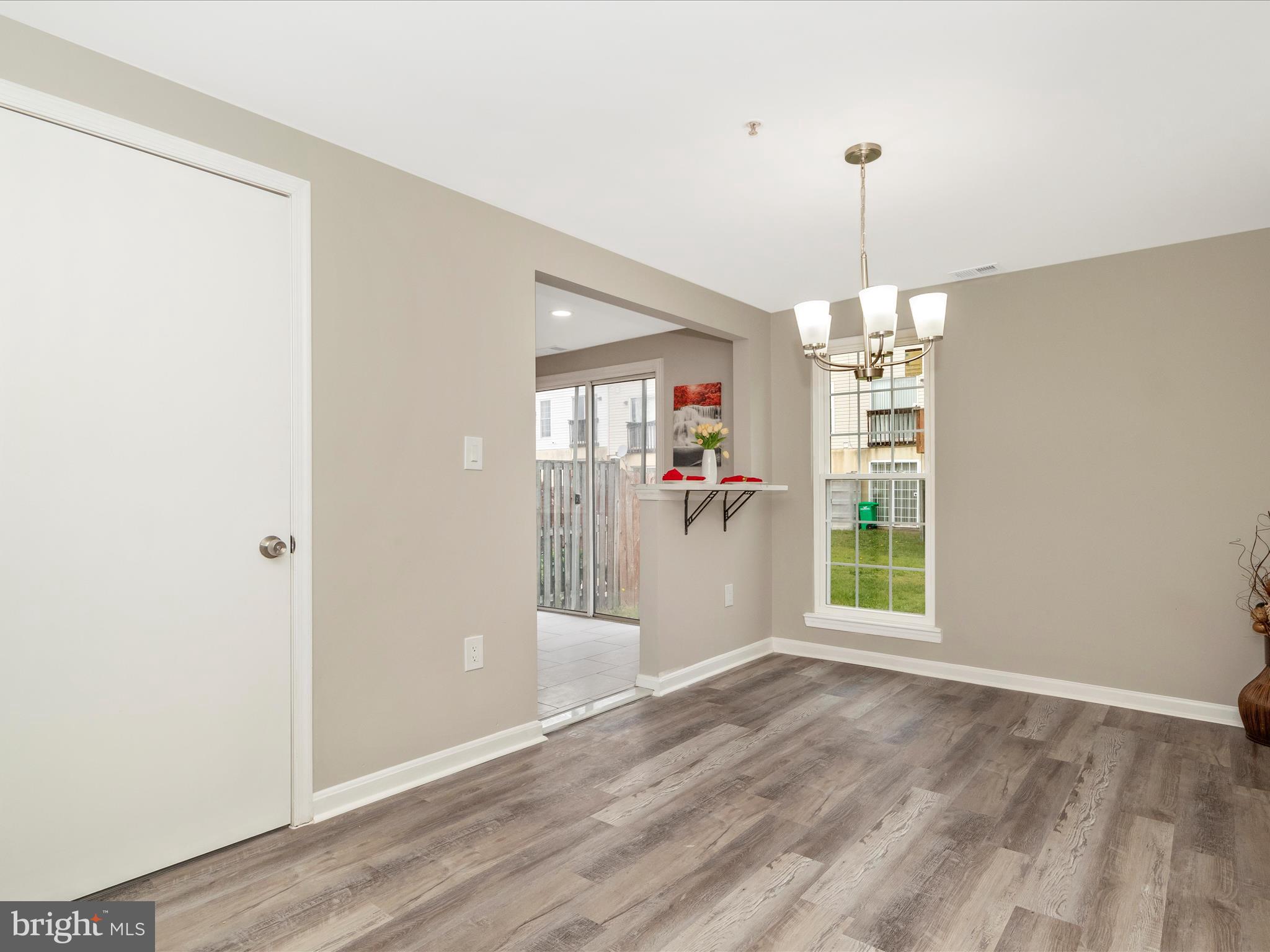 HUTCHINSON COMMONS - Residential