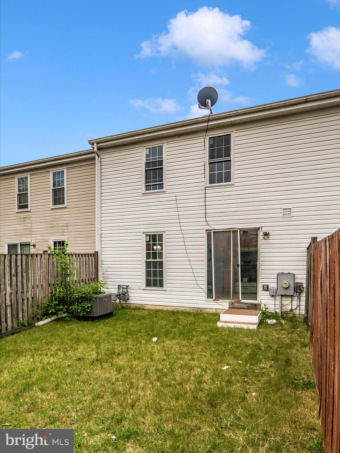 HUTCHINSON COMMONS - Residential