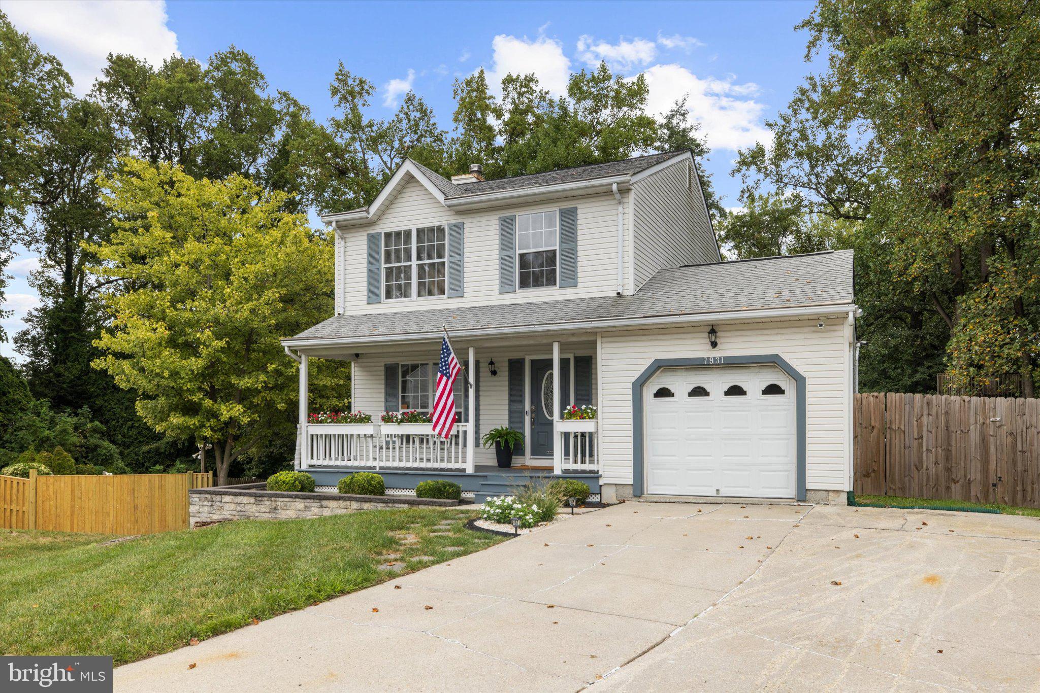 7931 WOODED GLEN COURT