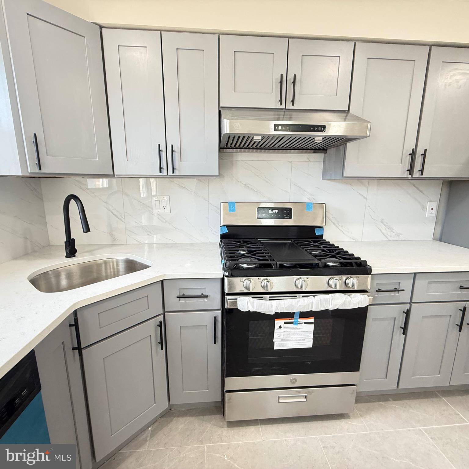 CASTOR GARDENS - Residential