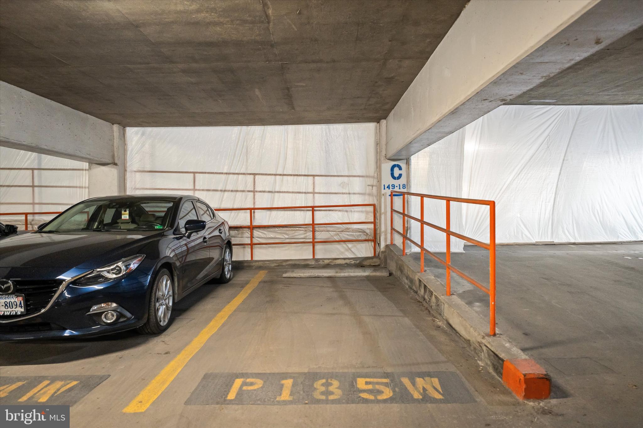 SKYLINE HOUSE - Residential