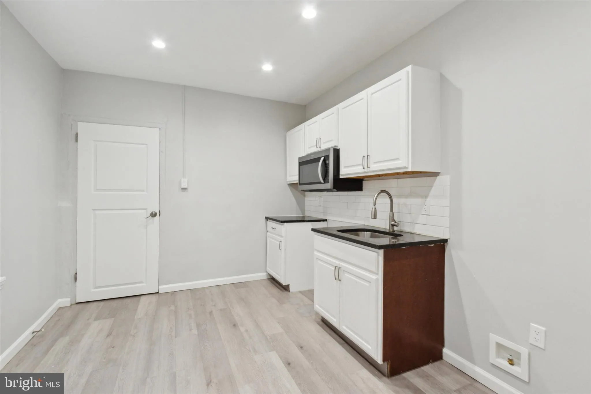 Philadelphia, Pennsylvania 19121, United States, 3 Bedrooms Bedrooms, ,1 BathroomBathrooms,Residential,Active,32549