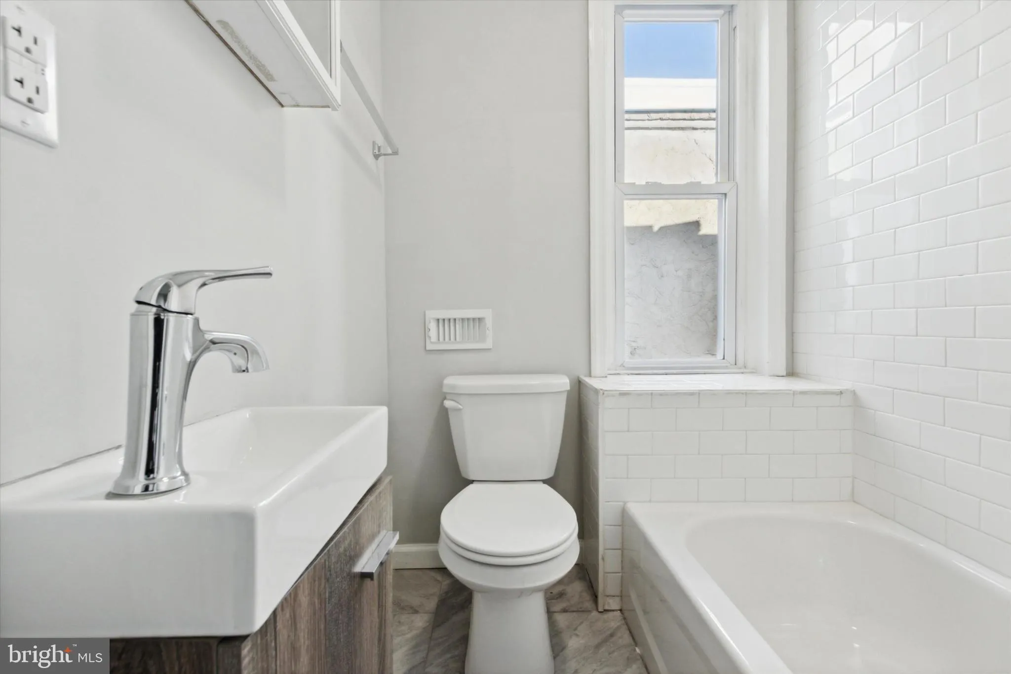 Philadelphia, Pennsylvania 19121, United States, 3 Bedrooms Bedrooms, ,1 BathroomBathrooms,Residential,Active,32549