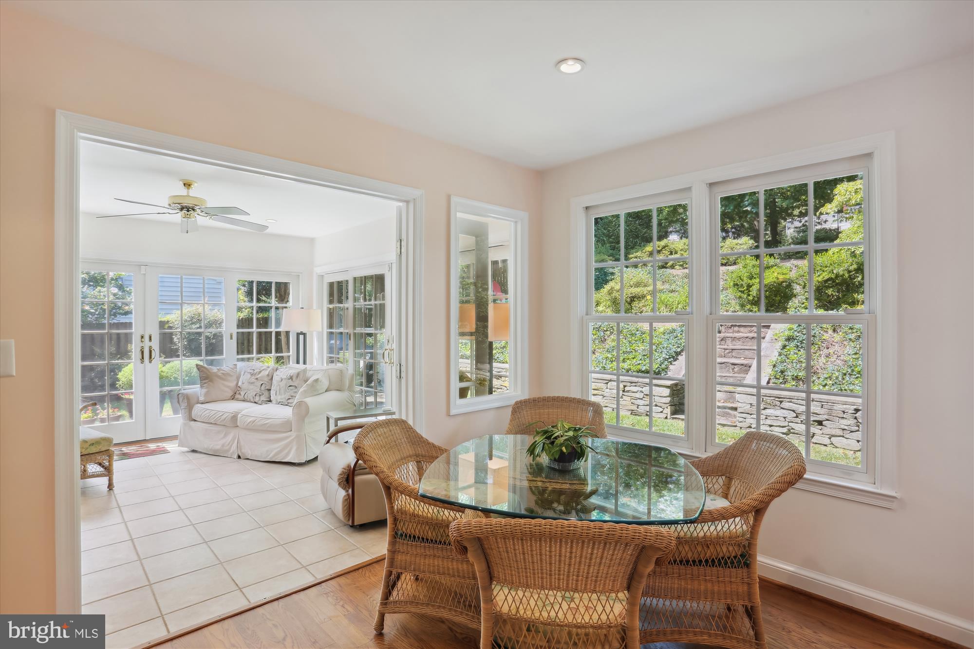 WOODACRES - Residential