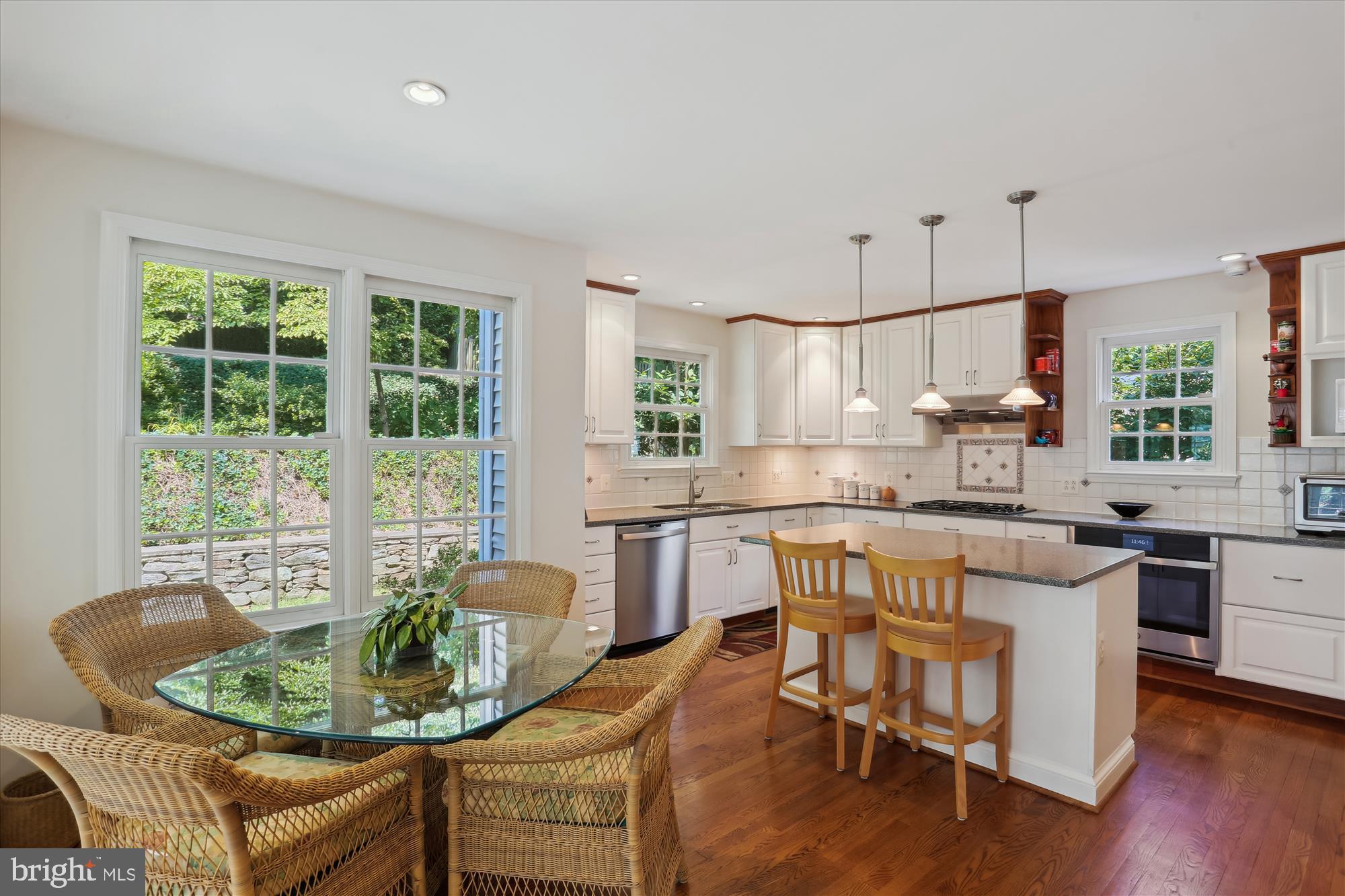 WOODACRES - Residential