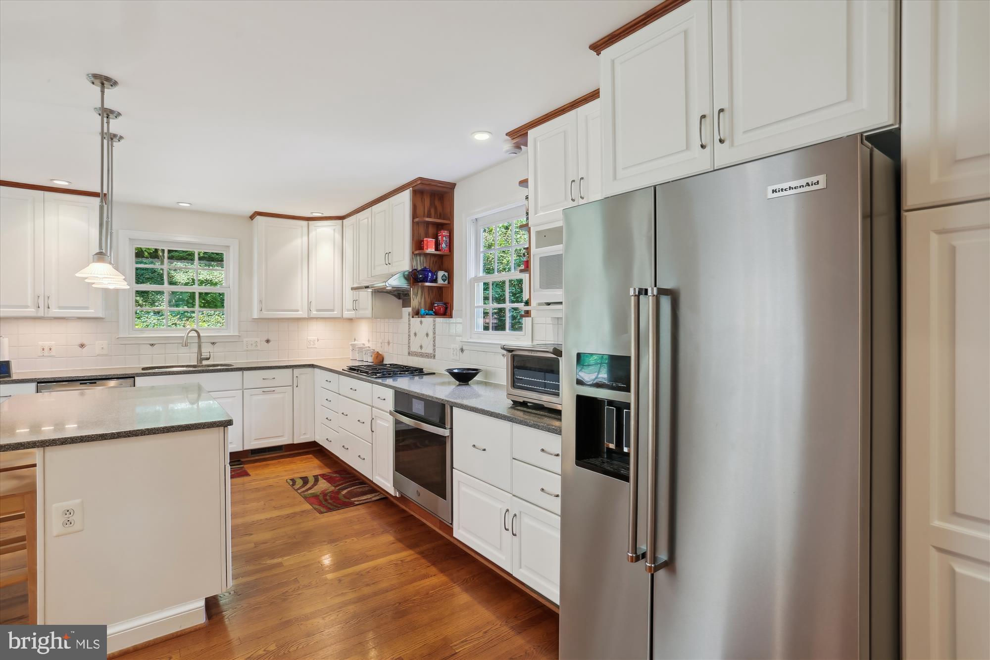 WOODACRES - Residential