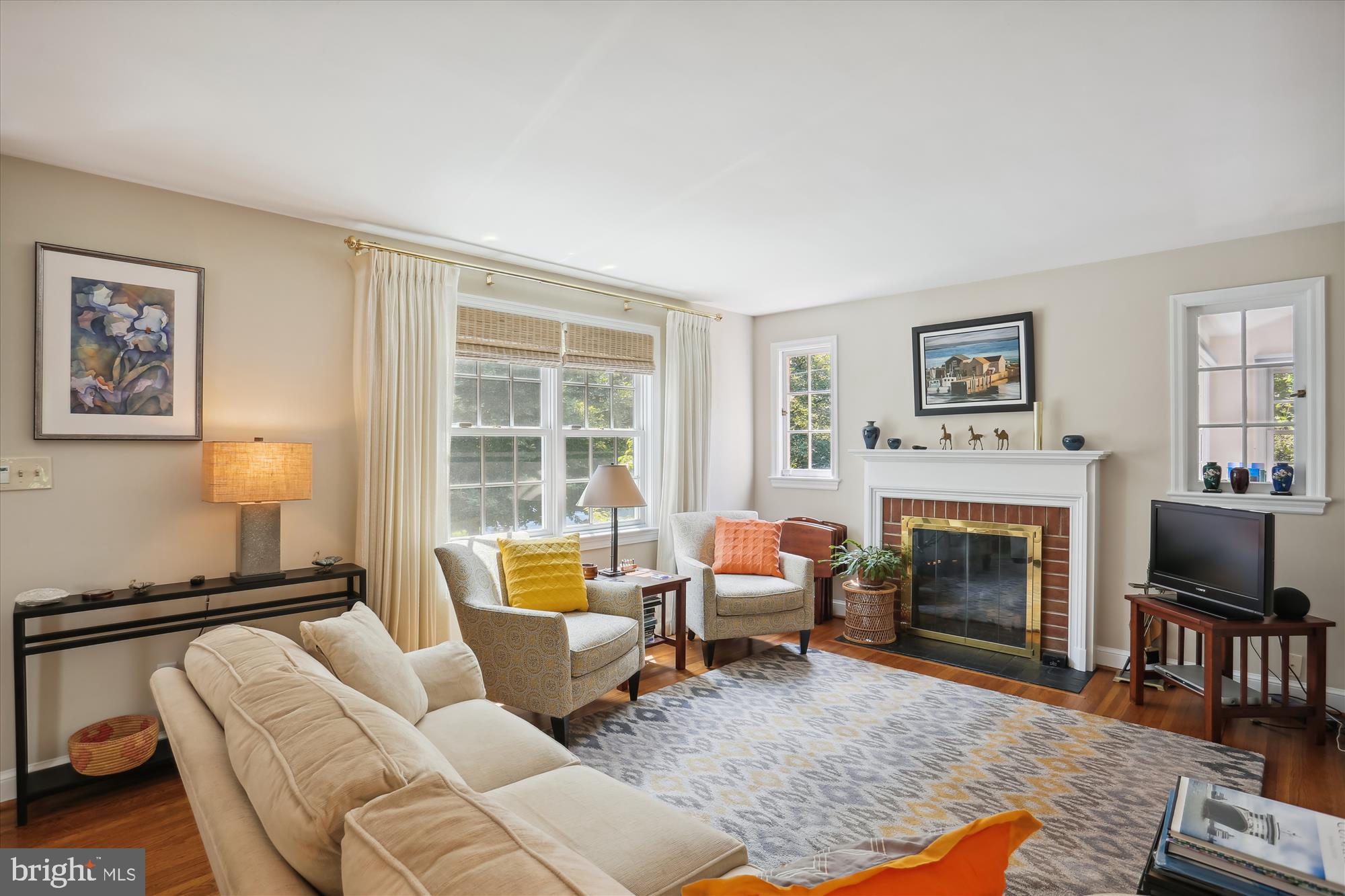 WOODACRES - Residential