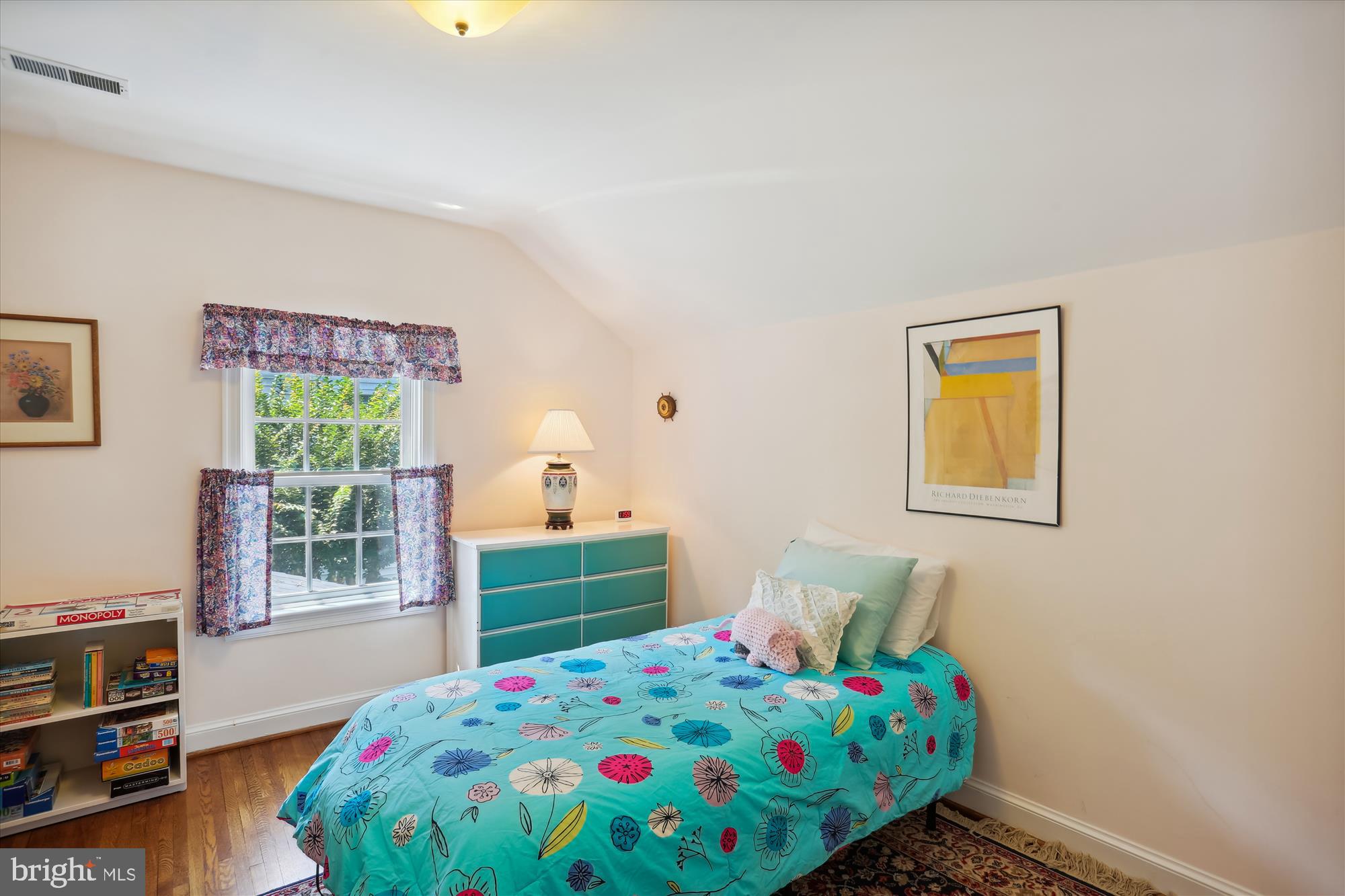 WOODACRES - Residential