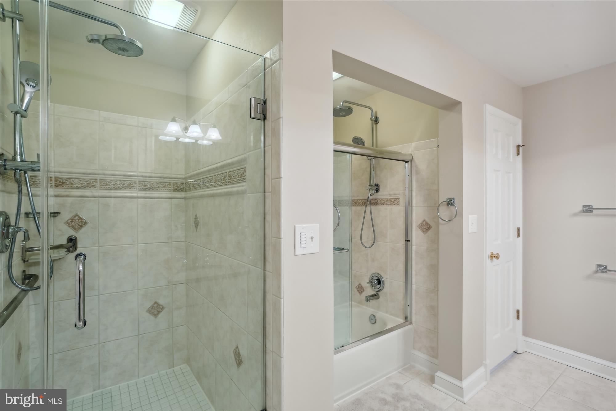 WOODACRES - Residential