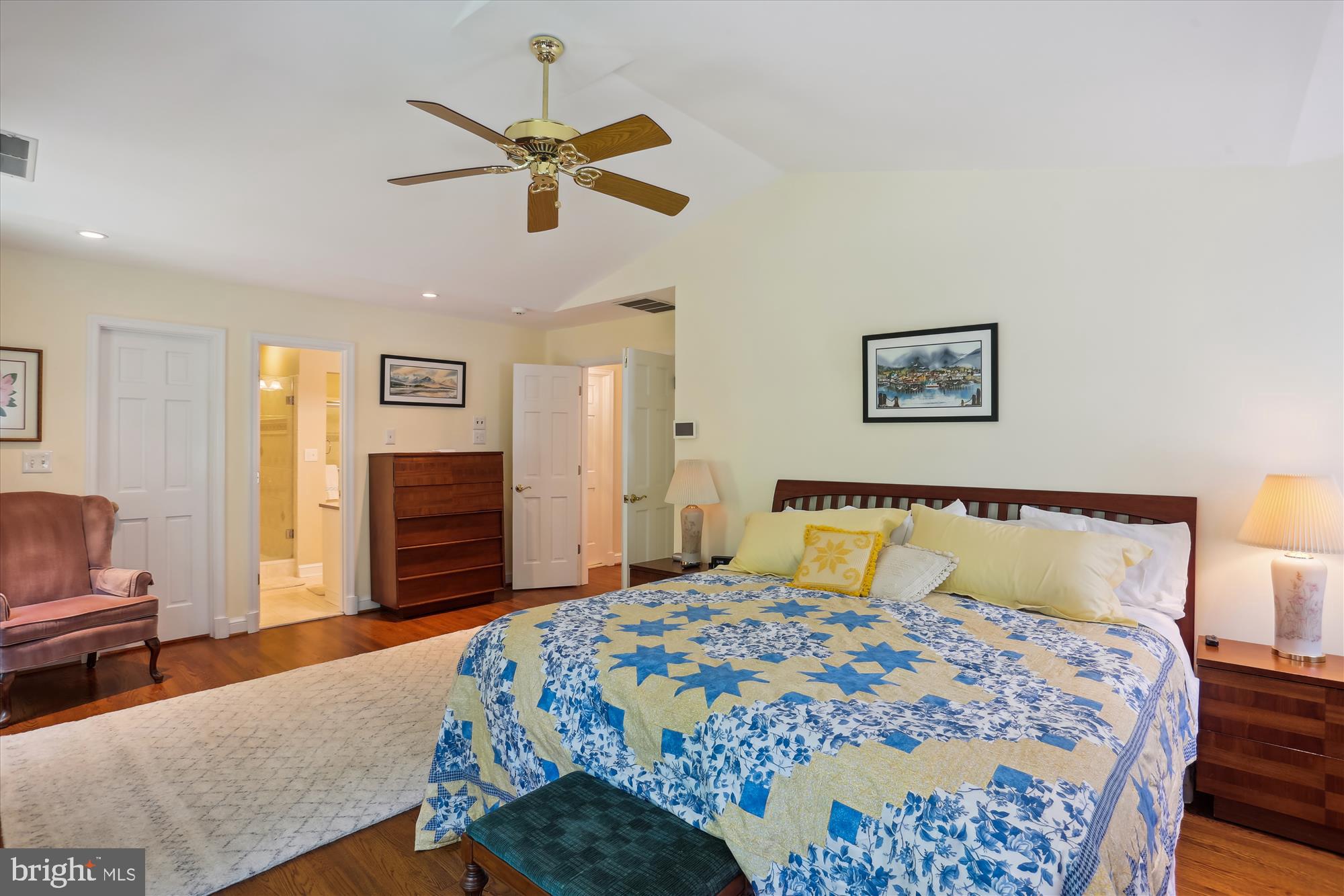 WOODACRES - Residential