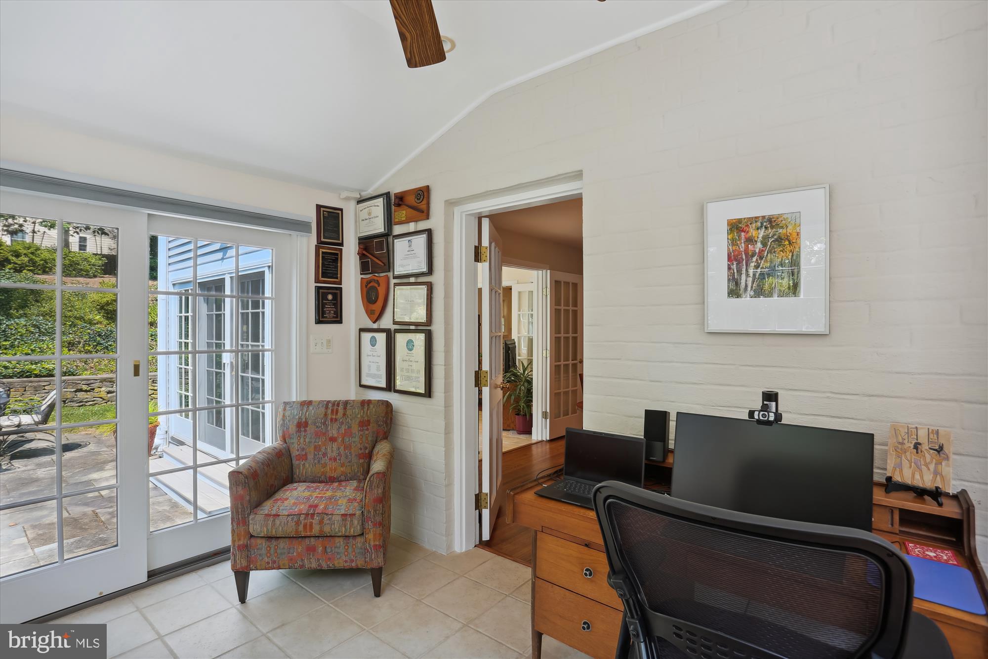 WOODACRES - Residential