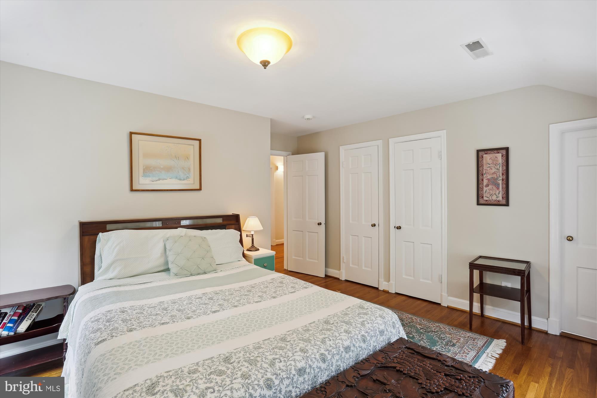 WOODACRES - Residential