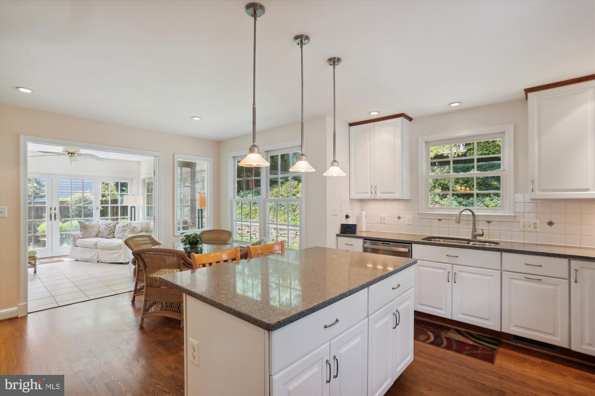 WOODACRES - Residential