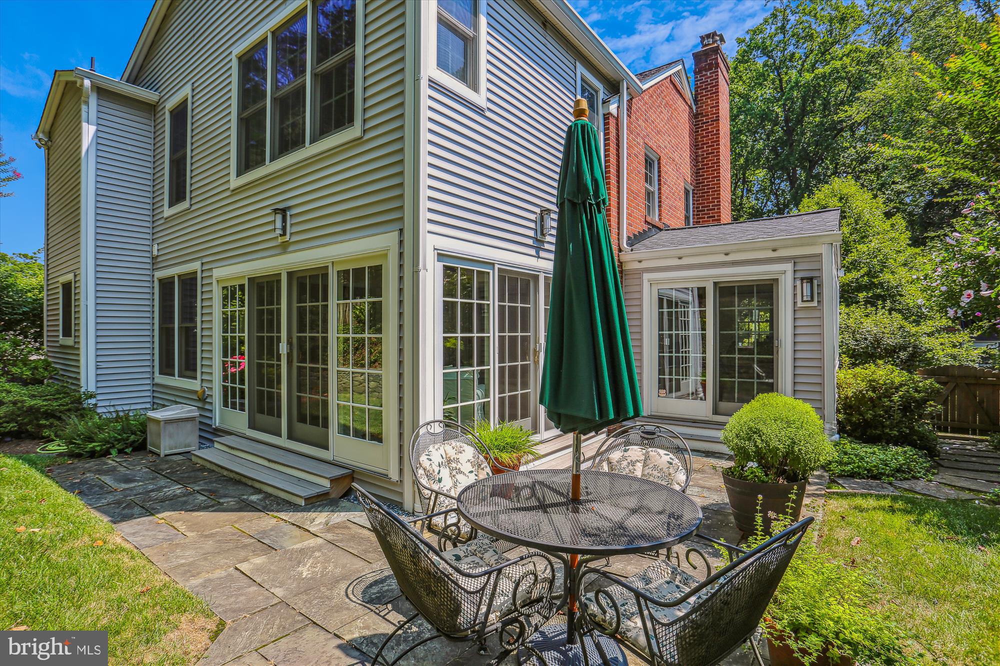 WOODACRES - Residential