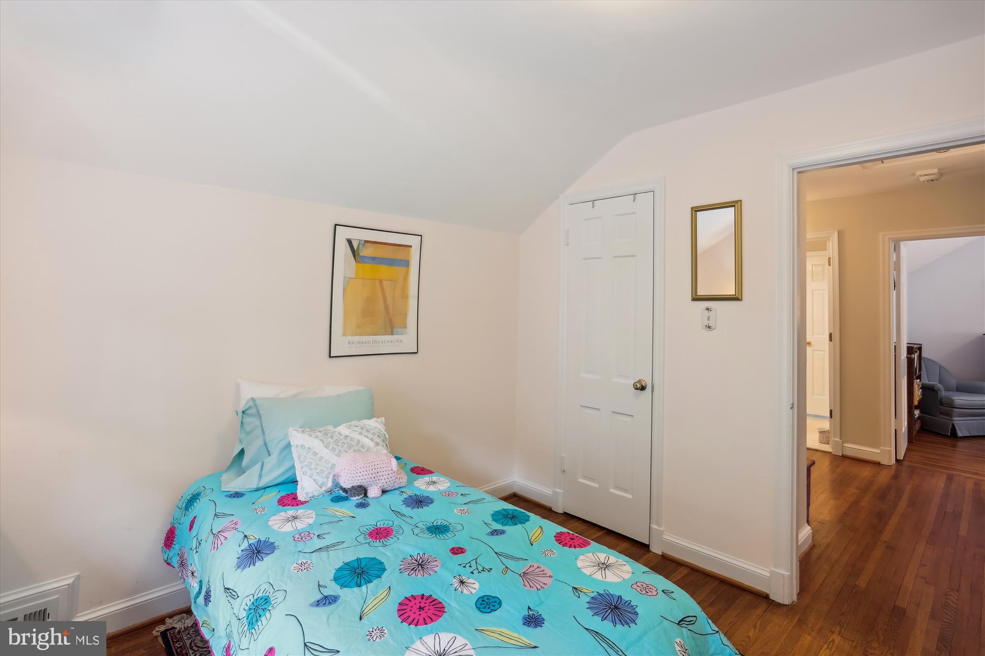 WOODACRES - Residential