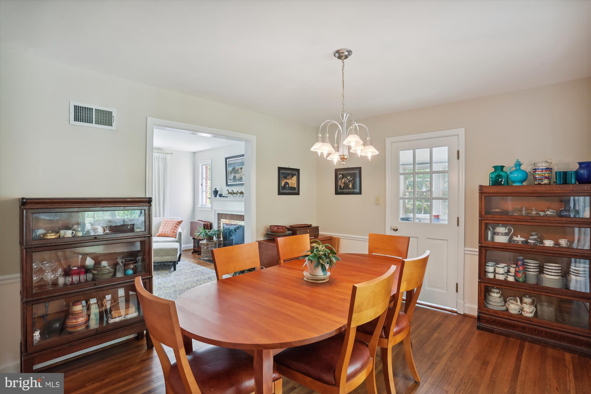 WOODACRES - Residential