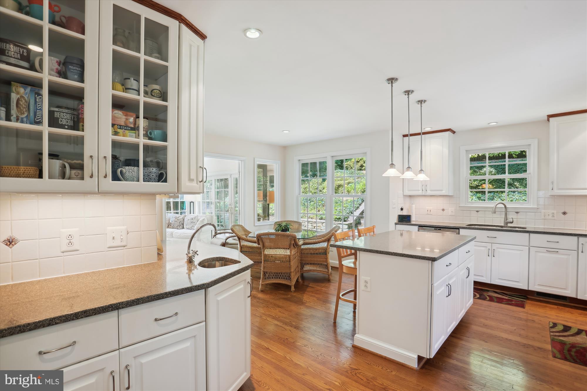 WOODACRES - Residential