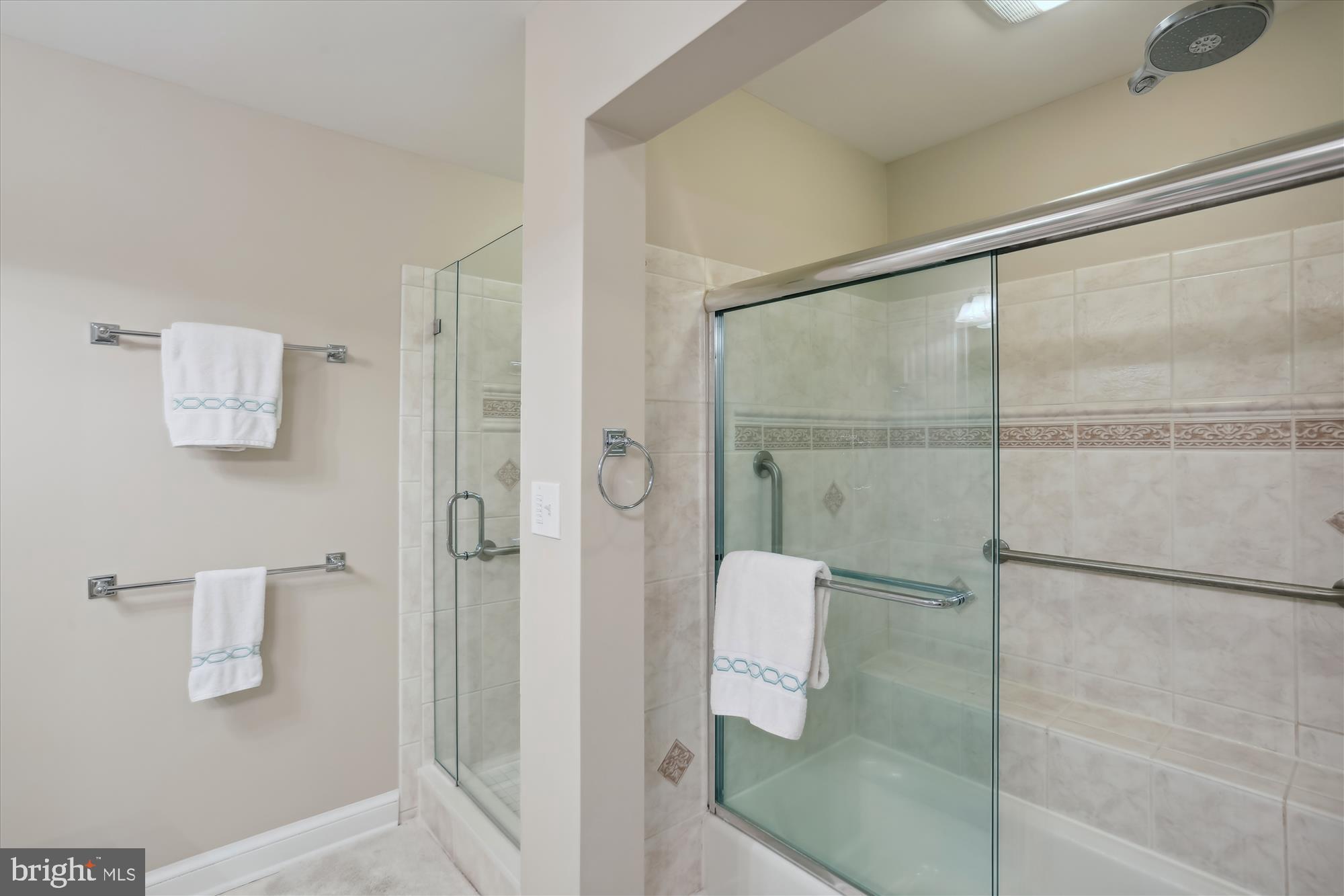 WOODACRES - Residential