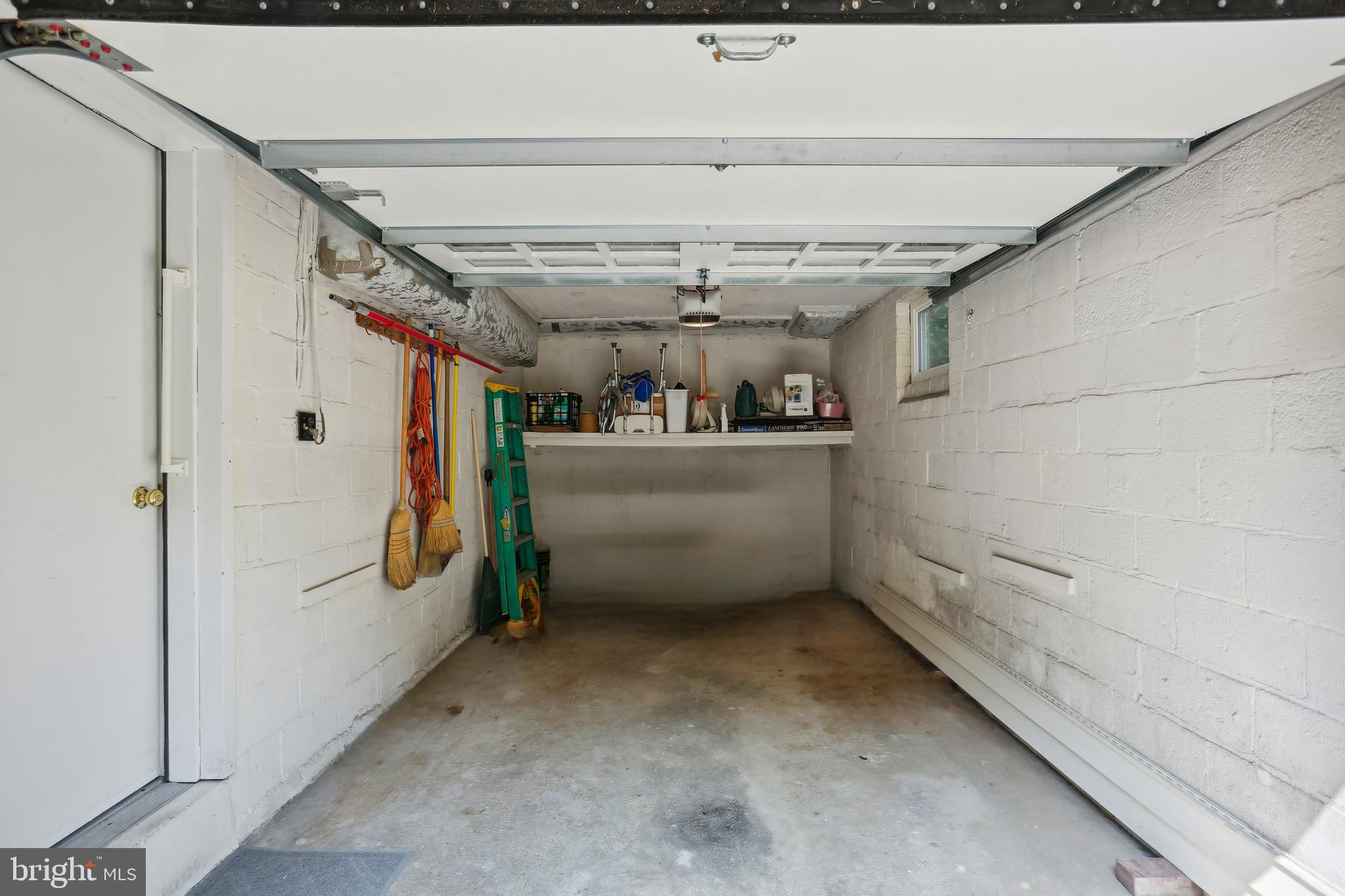 WOODACRES - Residential