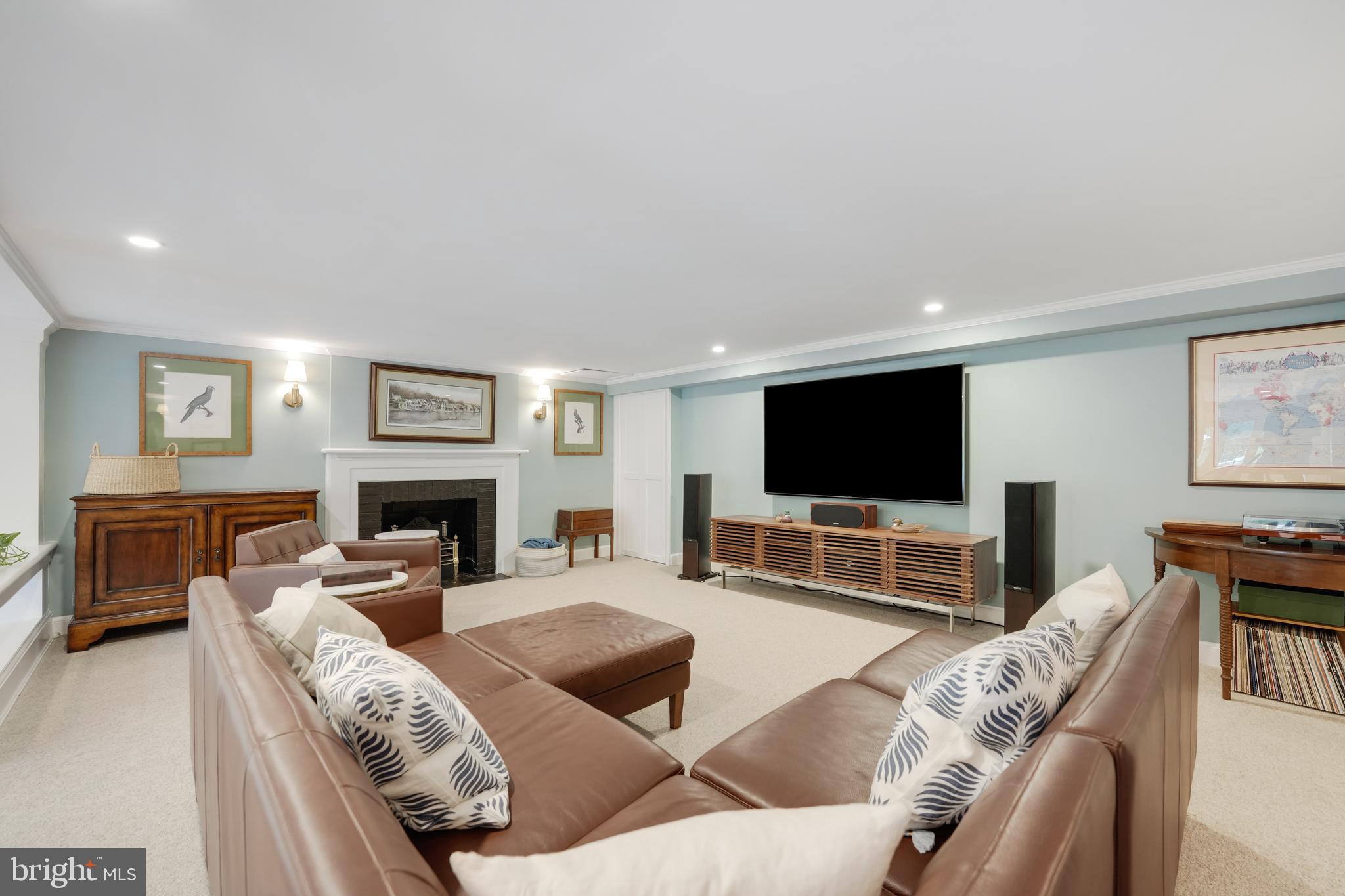 BANNOCKBURN HEIGHTS - Residential