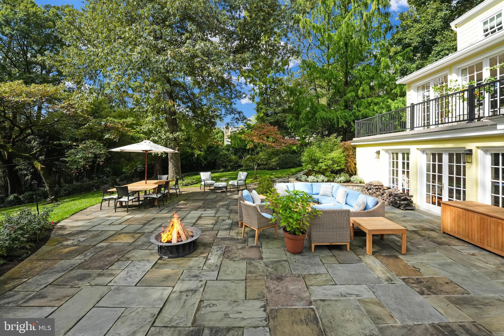 BANNOCKBURN HEIGHTS - Residential