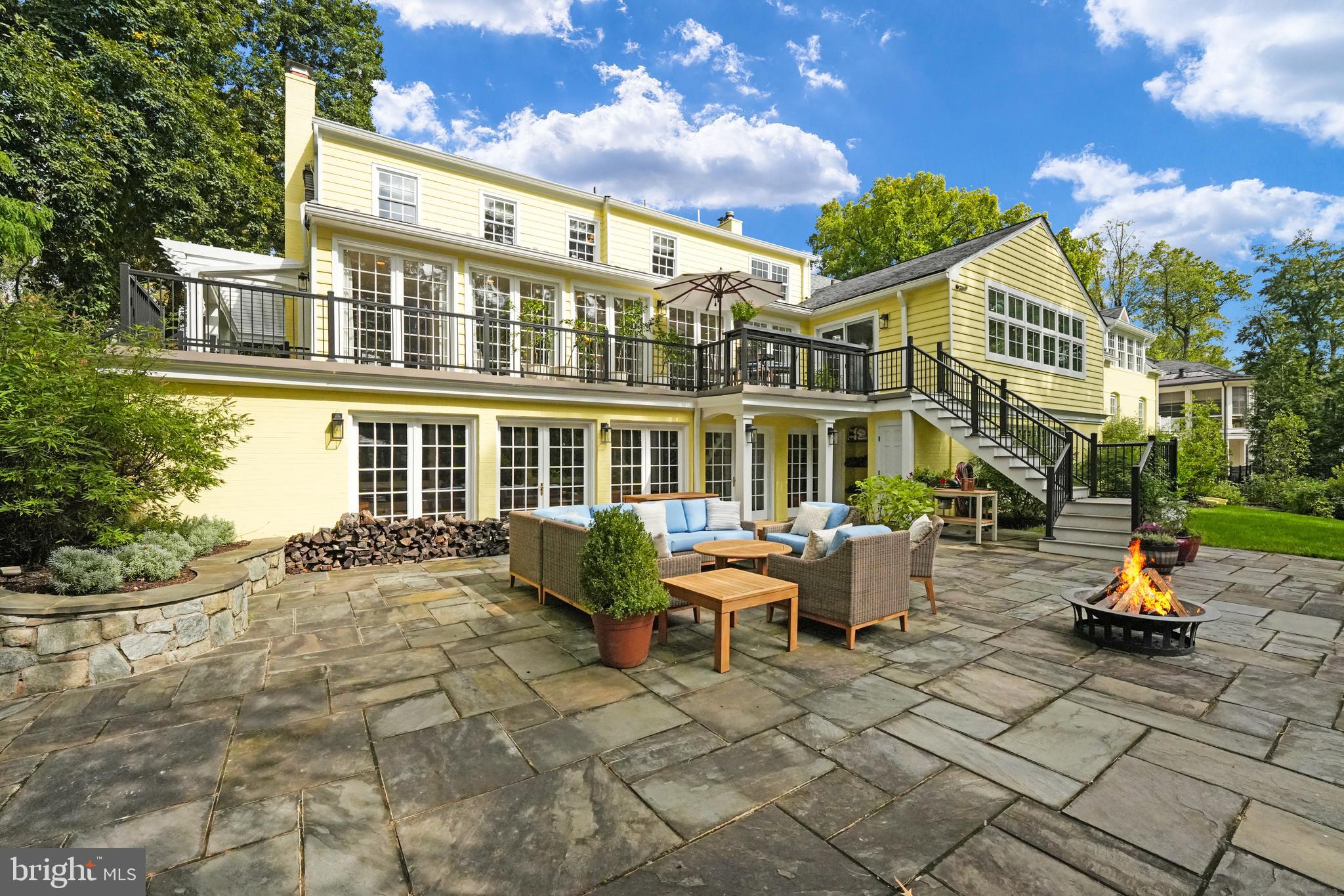 BANNOCKBURN HEIGHTS - Residential